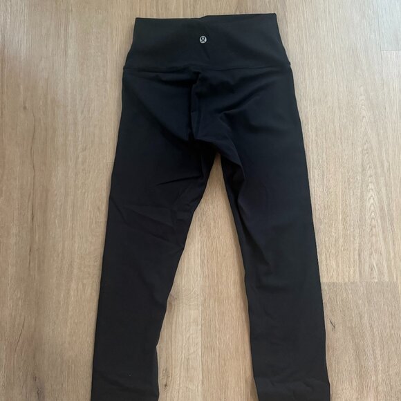 Lululemon Wunder Under Crop Leggings Black Size 4 - Picture 3 of 6